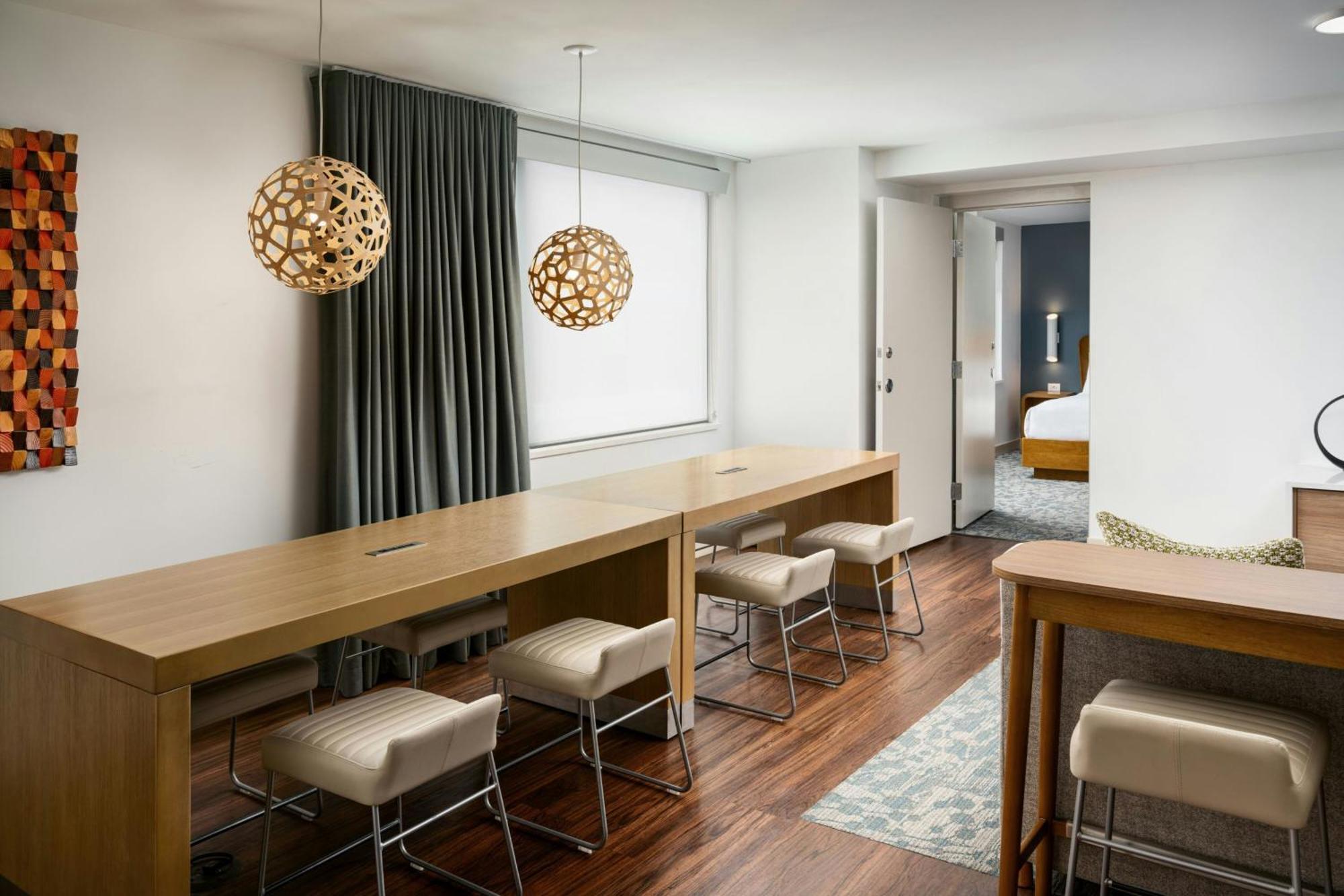 Element West Hotel Knoxville