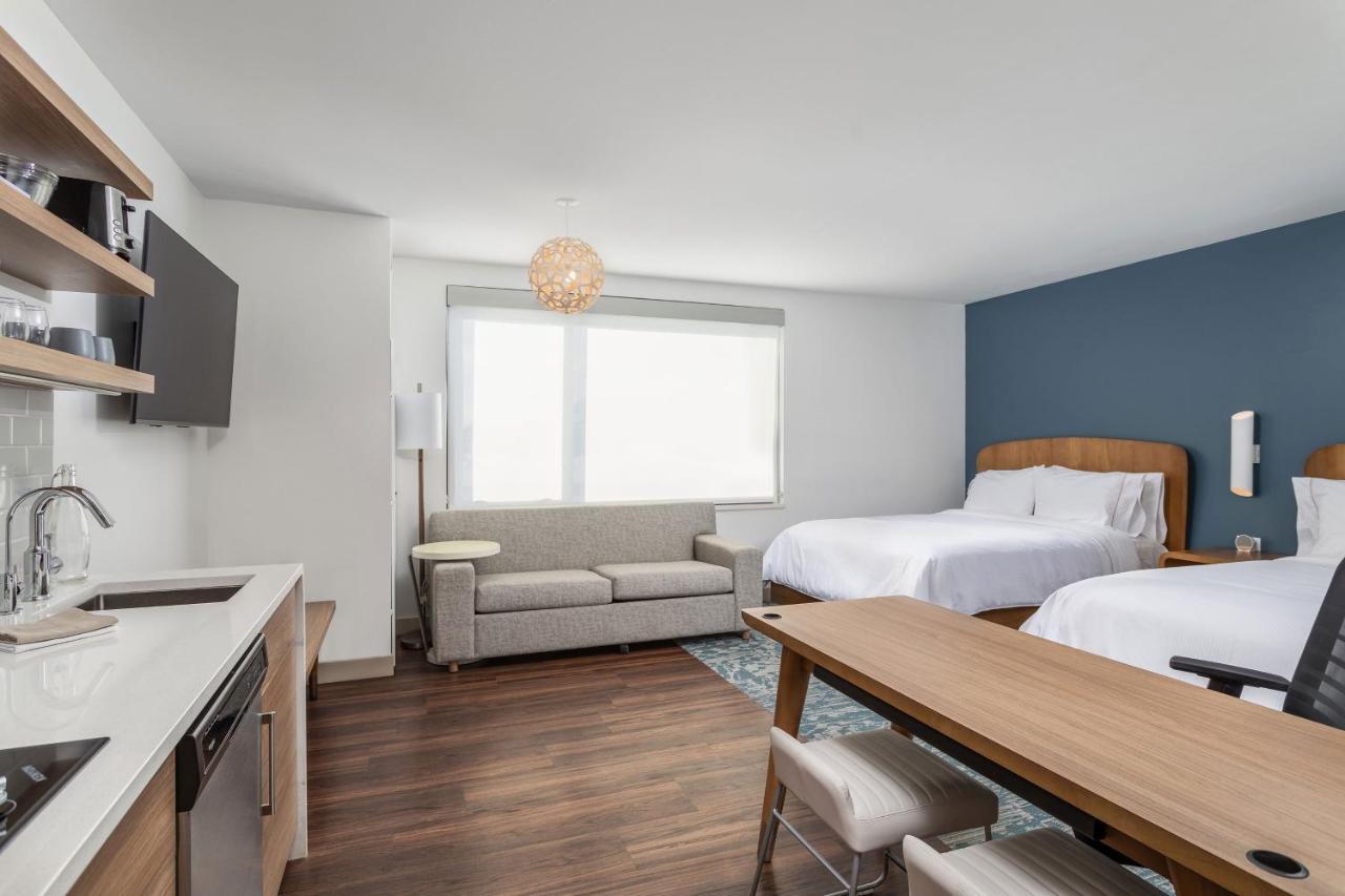 Hotel Element West